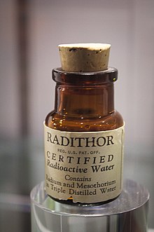 220px-Radithor_bottle_(25799475341)